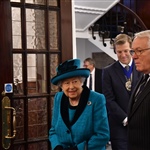 The President escorted Her Majesty into the Members&rsquo; Lounge